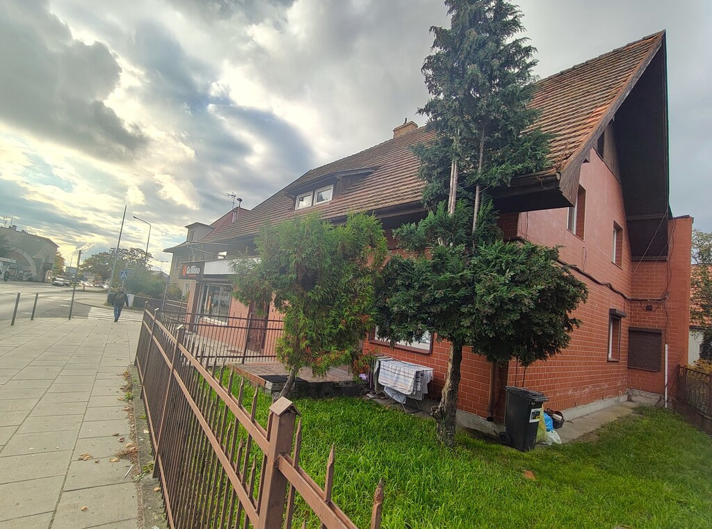 Dom Sprzedaż  Zdroje