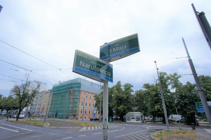 Mieszkanie Sprzedaż  Śródmieście 12