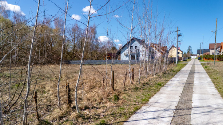 Działka Sprzedaż  Karsibór 16