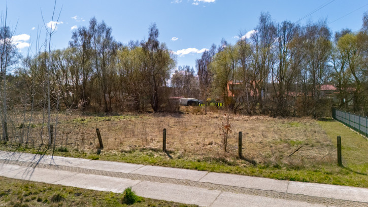 Działka Sprzedaż  Karsibór 10