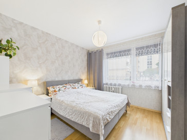 Mieszkanie Sprzedaż  os. Majowe Łubinowa