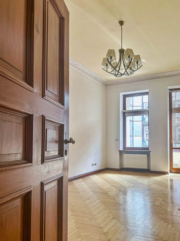 Mieszkanie Sprzedaż  Śródmieście-Centrum Jagiellońska 1