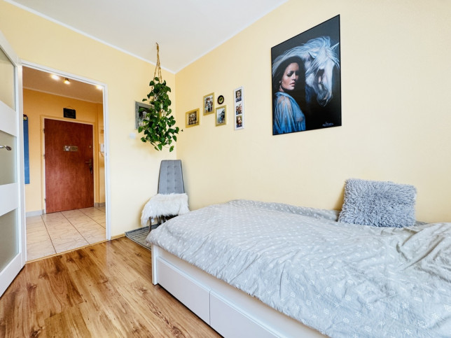 Mieszkanie Sprzedaż  os. Majowe Witolda Gombrowicza 8
