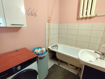 Mieszkanie Sprzedaż  os. Bukowe Fioletowa