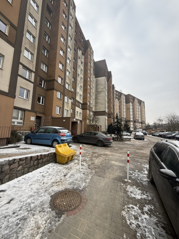 Mieszkanie Sprzedaż  os. Bukowe Brązowa 19
