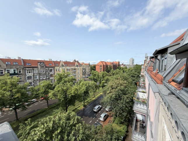 Mieszkanie Sprzedaż  Centrum 2