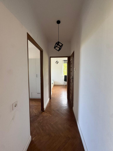 Mieszkanie Sprzedaż  Centrum 9