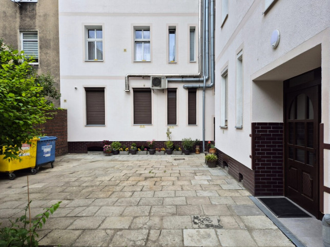 Mieszkanie Sprzedaż  Śródmieście-Centrum bł. Królowej Jadwigi 17