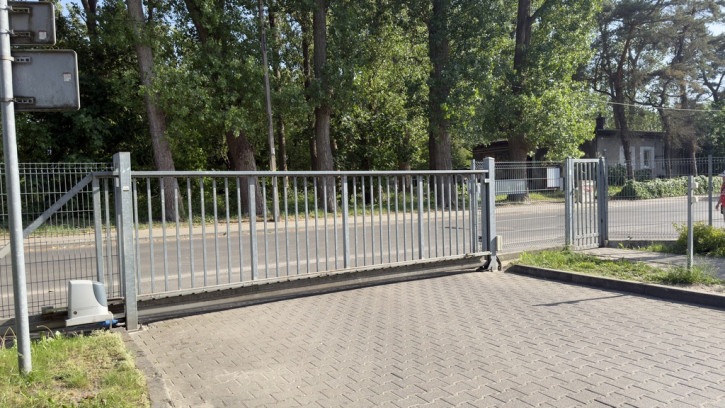 Mieszkanie Sprzedaż  Dąbie Szybowcowa 14