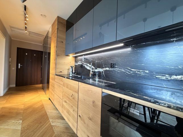 Mieszkanie Wynajem  Centrum al.&nbsp;Wyzwolenia 7