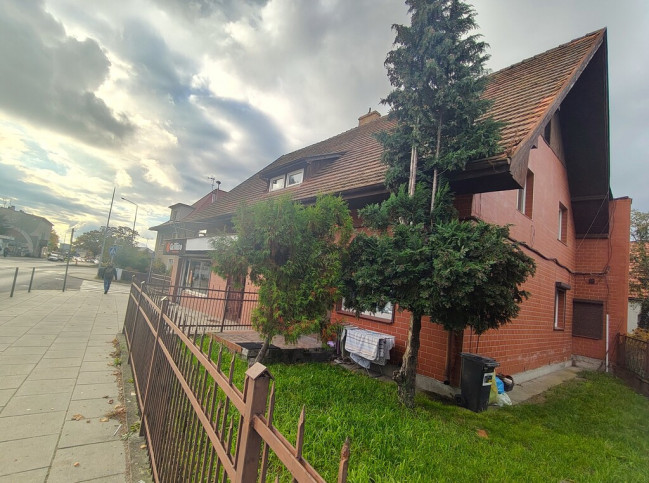 Dom Sprzedaż  Zdroje 16