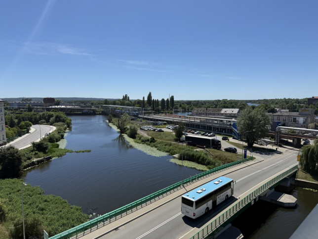 Mieszkanie Sprzedaż  Centrum Zielonego Mostu 10