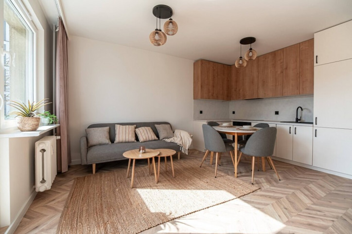 Mieszkanie Sprzedaż  Śródmieście-Centrum 3
