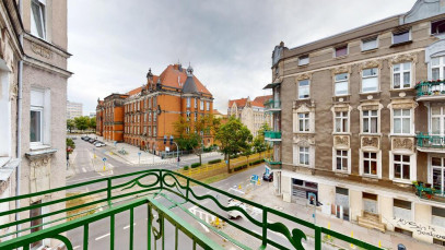 Mieszkanie Sprzedaż  Centrum Władysława Sikorskiego
