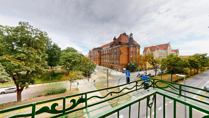 Mieszkanie Sprzedaż  Centrum Władysława Sikorskiego 21