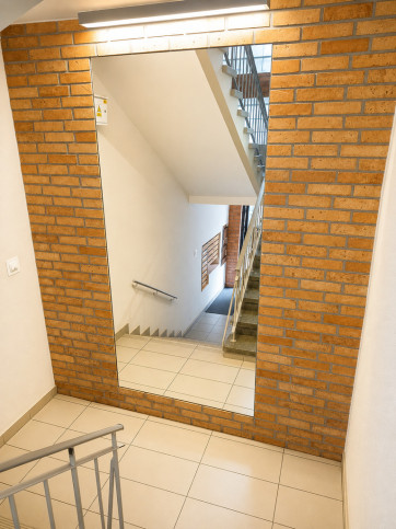 Mieszkanie Sprzedaż  Centrum 6